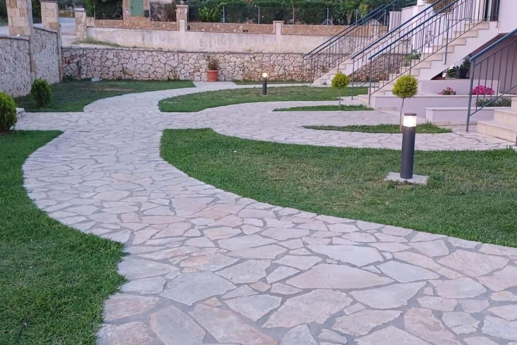 Ferienwohnung Spiros House Svoronata Exterior foto